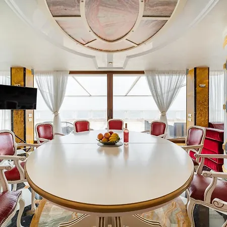 Lägenhet La Luxury Golden Sands