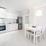 Lägenhet La Luxury Golden Sands