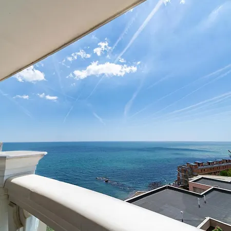 La Luxury * Golden Sands