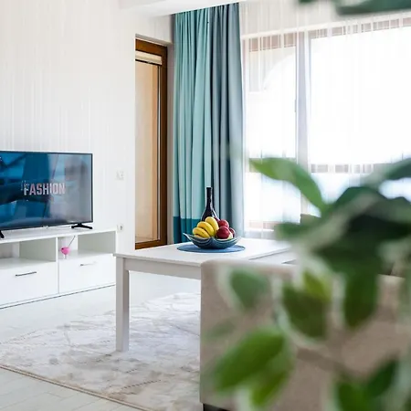 La Luxury * Golden Sands