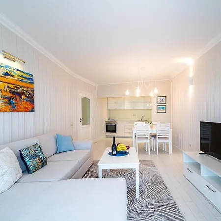La Luxury * Golden Sands
