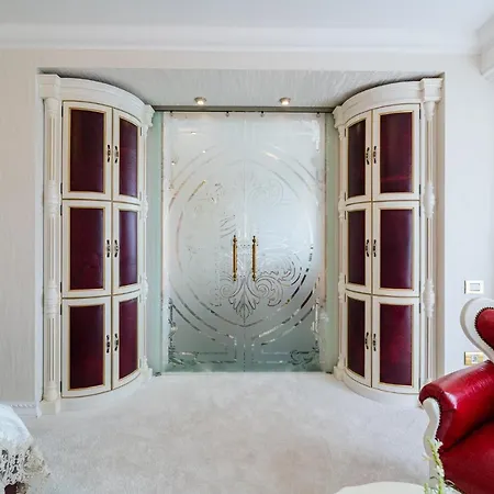 Apartment La Luxury