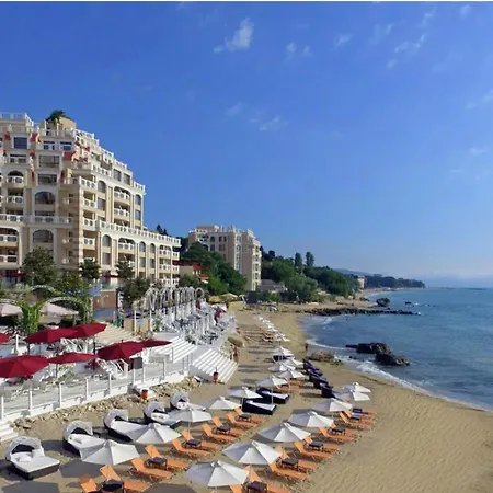 La Luxury Apartament *